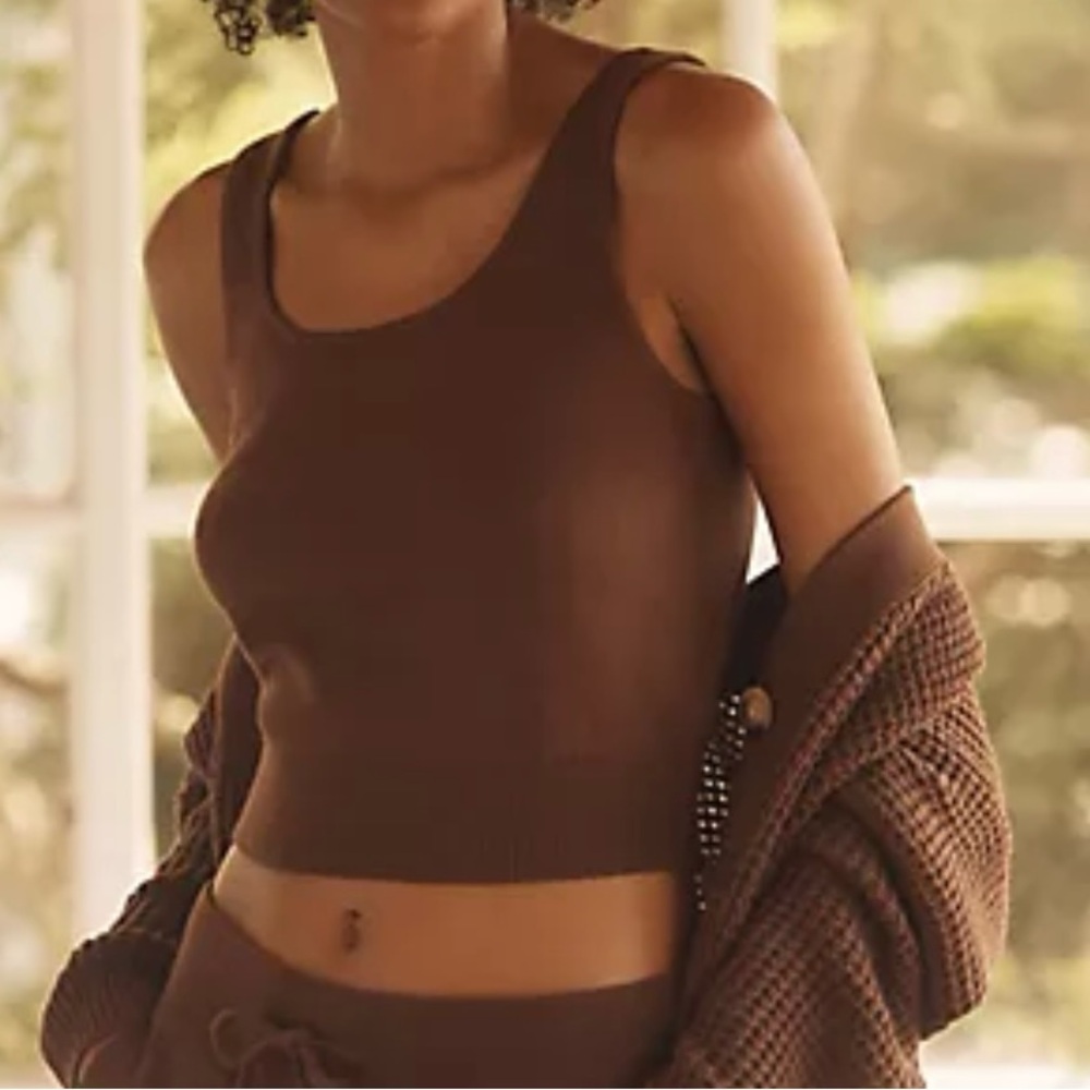 OQQ Brown Fitted Crop Tank Top